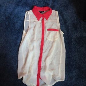 Sleeveless collared top