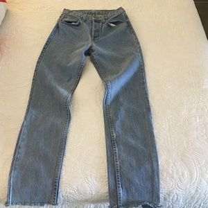 Brandy Melville boyfriend fit jeans
