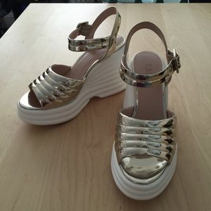 Zara white retro 70s wedges with light gold straps