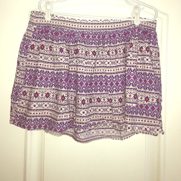 Short skirt!