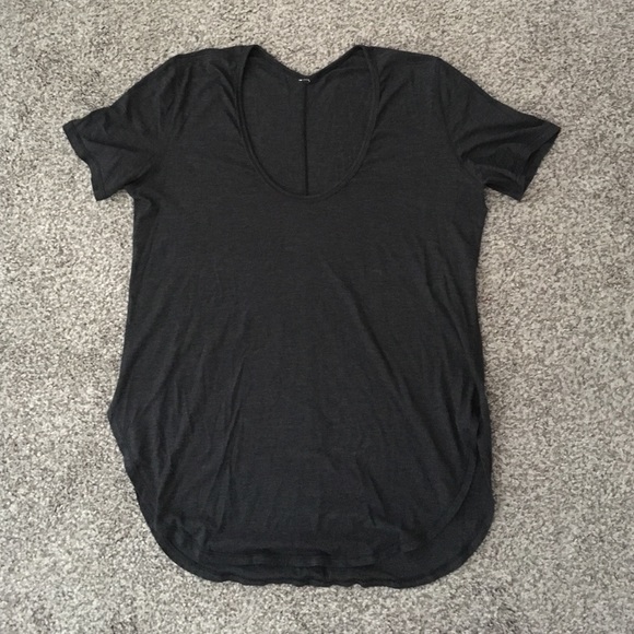 Lululemon gray Tshirt
