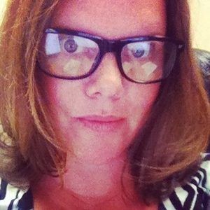 Meet your Posher, Shana