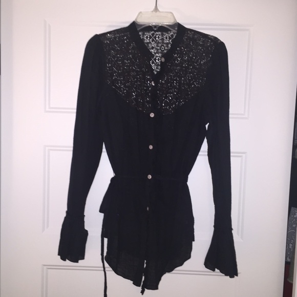 Free people black lacy top