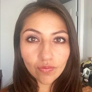 Meet your Posher, Sylvia