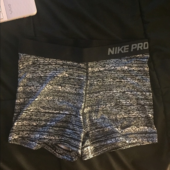 Nike Pants - nike pro athletic spandex