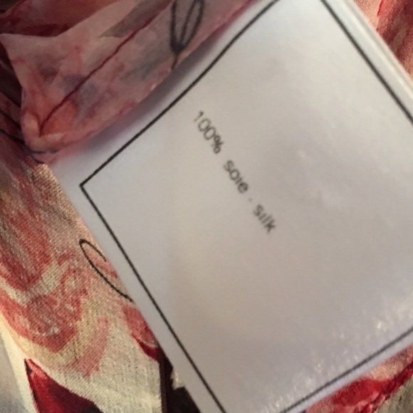 🌺 💯AUTHENTIC CHANEL FLORAL SILK SLIP DRESS🌺💕🌺 - Picture 4 of 4