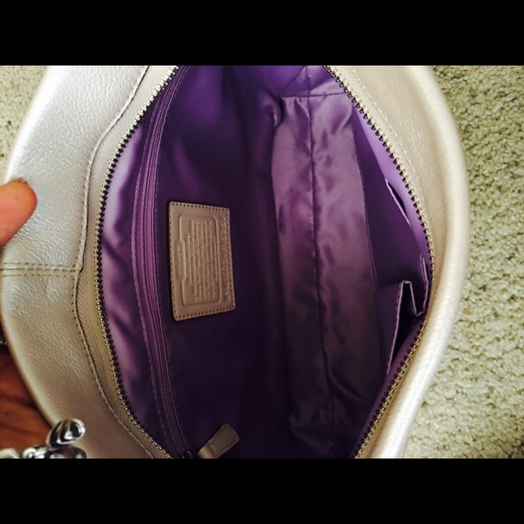 New with tags attached Coach leather purse - Picture 2 of 6