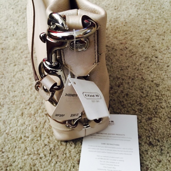 New with tags attached Coach leather purse - Picture 3 of 6