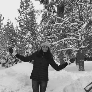 Meet your Posher, Nicole