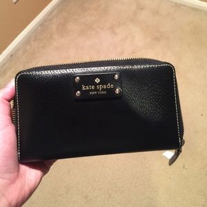 Kate spade leather wallet