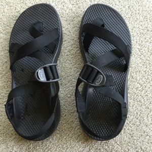 Chacos black