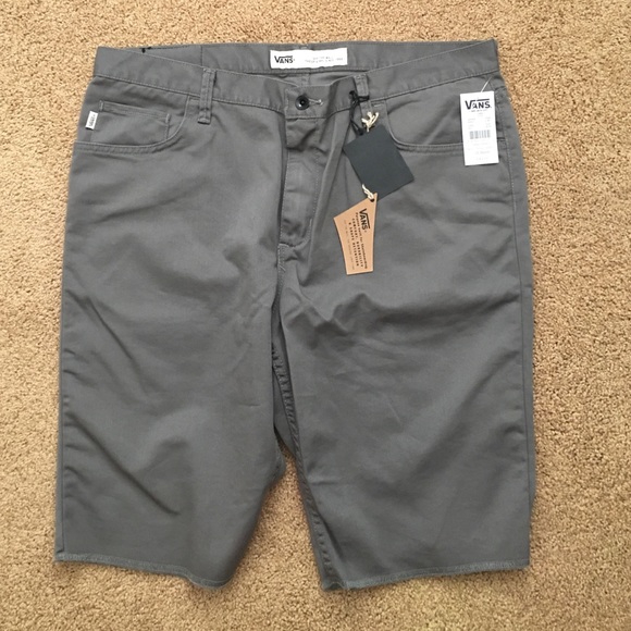 Mens brand new vans shorts.