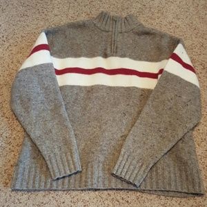Gap fuzzy sweatshirt