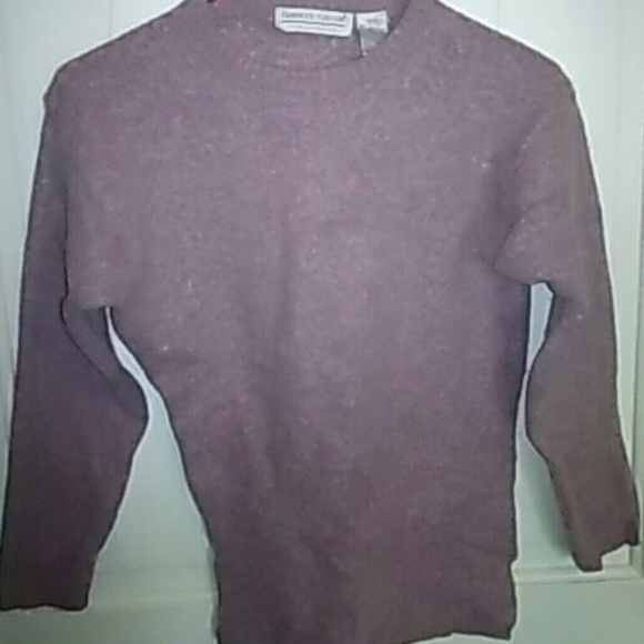 Sweater - Picture 1 of 2