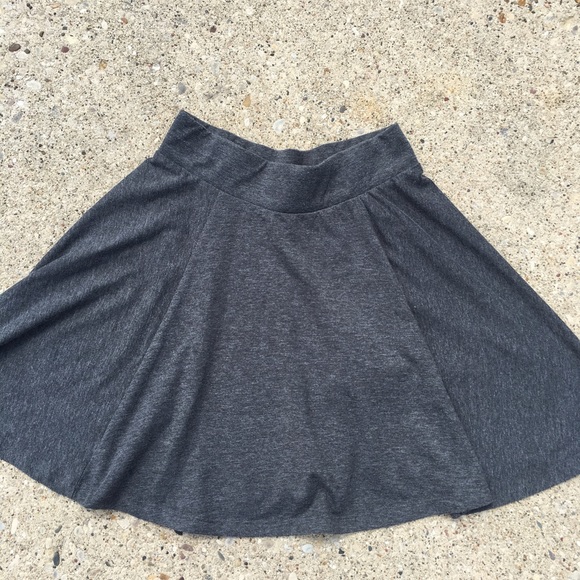 H&M Gray Skater Skirt