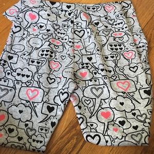 Aeropostale grey heart leggings