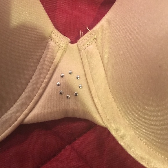 Tan Strapless  Bra - Picture 3 of 3