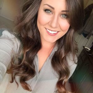 Meet your Posher, Marina