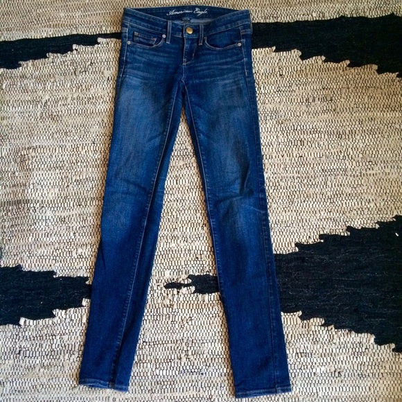 American Eagle Dark Wash Skinny Jeans