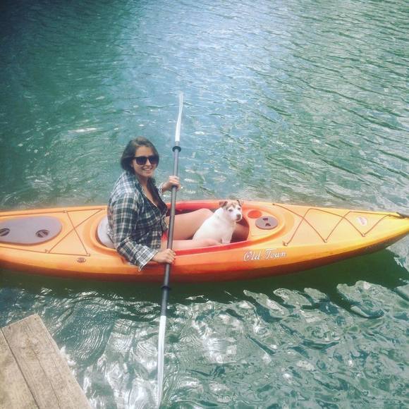 Meet your Posher, Taylor - Picture 1 of 1