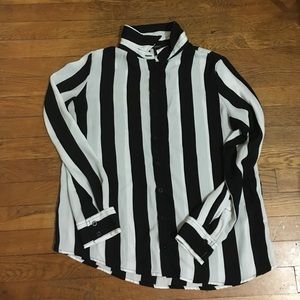Black & white vertical stripped button down shirt