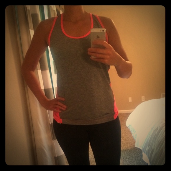 Gap FIT dry fit tank