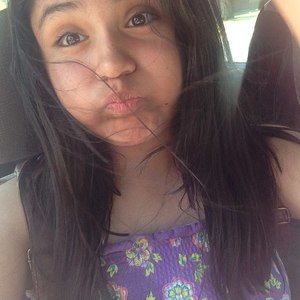 Meet your Posher, Estrella