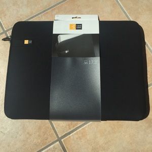 17.3" Case Logic Laptop Case!