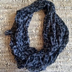 Grey Cheetah Print Circle Infiniti Scarf