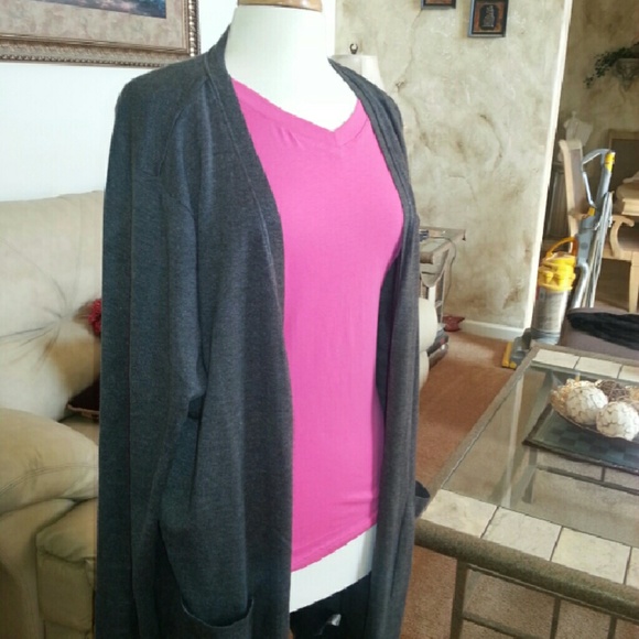 Fun n flirty. looks great with a jacket or duster - Picture 2 of 4