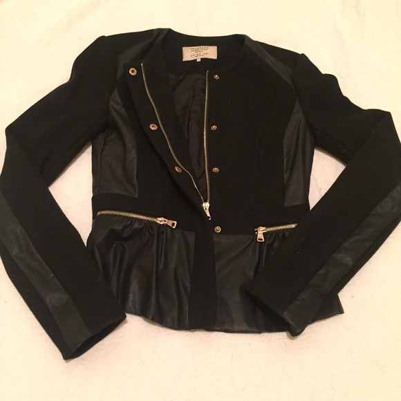 ZARA FIT & FLARE BLAZER