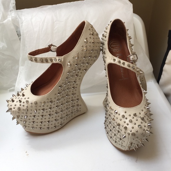 Jeffrey Campbell tan prickly wedges- NEVER WORN