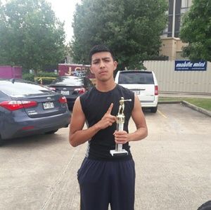 Meet your Posher, Ernesto