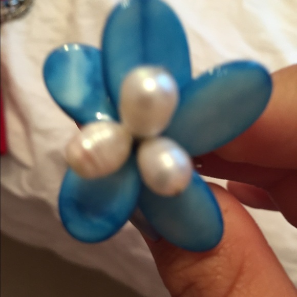 Ring - Picture 2 of 2