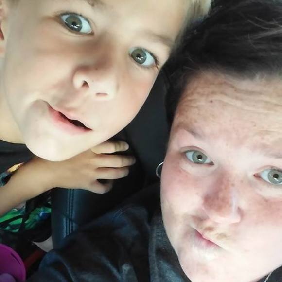 Meet your Posher, April