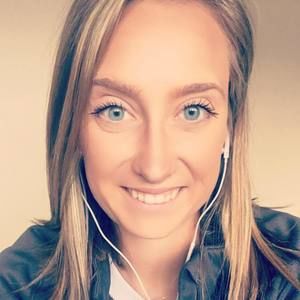 Meet your Posher, Leandra