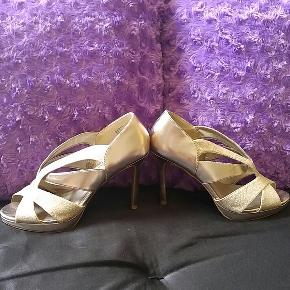 Gold sparkly Fioni Night heels