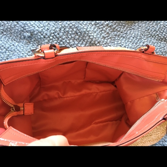 Fun Coach straw tote with flower details. - Picture 2 of 3