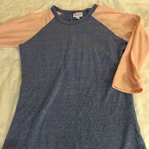Lularoe randy raglan shirt