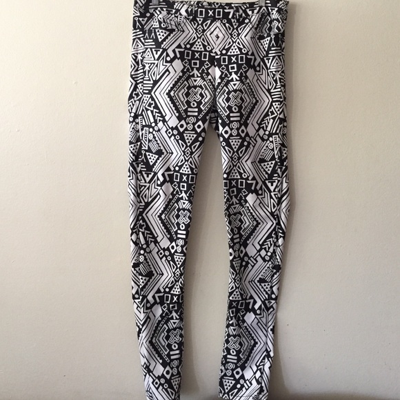H&M white and black print skinny jeans