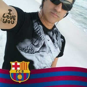 Meet your Posher, Max