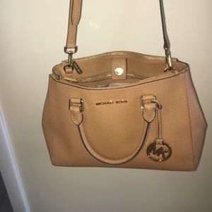 Authentic MICHEAL KORS tan tote bag