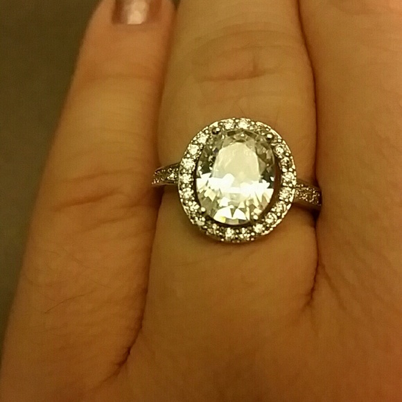 Jewelry - 4 ctw carat Oval Simulated Diamond Ring size 6&7