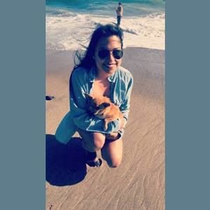 Meet your Posher, Cynthia