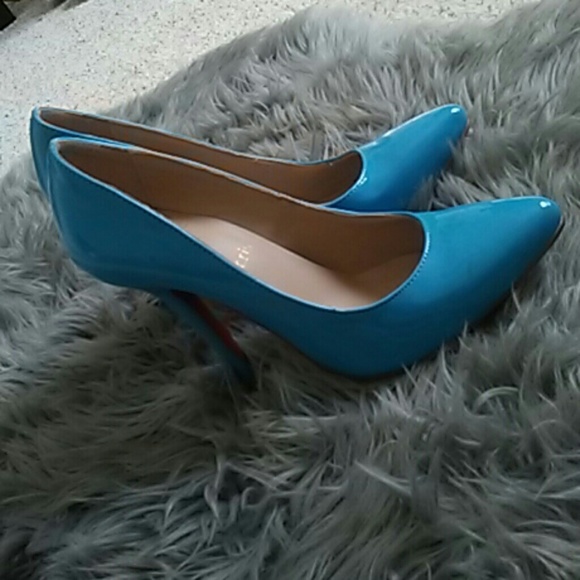 LV Stilettos SZ 40