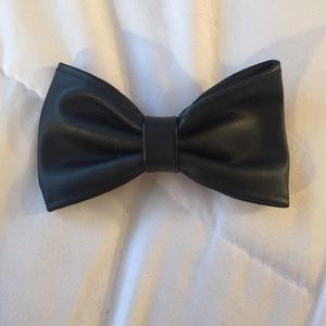 NEVER WORN black leather hair bow