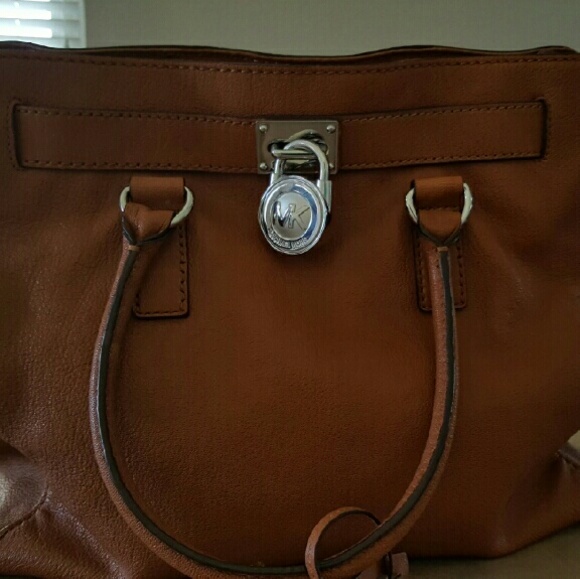 Micheal Kors Purse