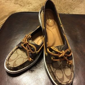 Authentic COACH Shoes sz 7.