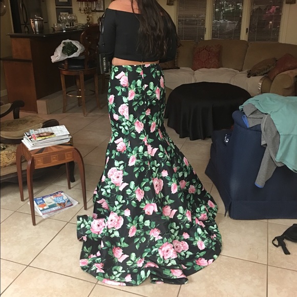 Sherri hill prom dress! - Picture 2 of 4