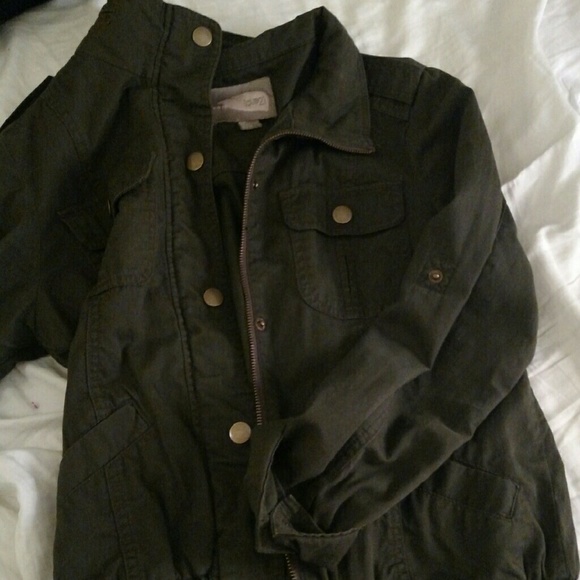 Dark green edgy jacket